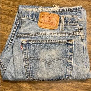 Vintage Levi Strauss 501 made in USA 37X31